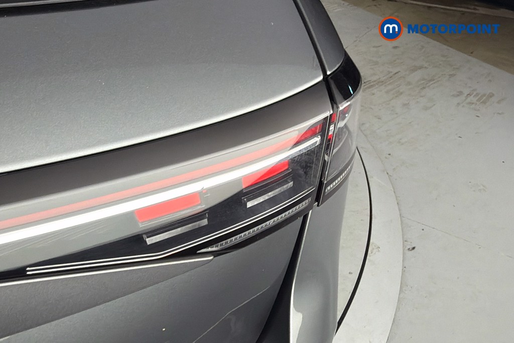 Volkswagen Passat R-Line Automatic Petrol Plug-In Hybrid Estate - Stock Number (1661968) - 38th supplementary image