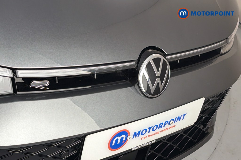 Volkswagen Passat R-Line Automatic Petrol Plug-In Hybrid Estate - Stock Number (1661968) - 45th supplementary image