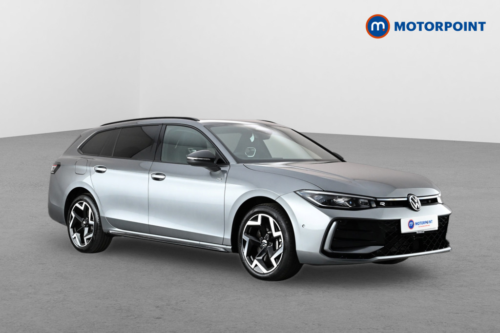Volkswagen Passat R-Line Automatic Petrol Plug-In Hybrid Estate - Stock Number (1661968) - Drivers side front corner