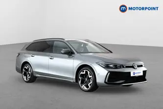 Volkswagen Passat R-Line Automatic Petrol Plug-In Hybrid Estate - Stock Number (1661968) - Drivers side front corner