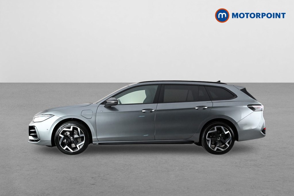 Volkswagen Passat R-Line Automatic Petrol Plug-In Hybrid Estate - Stock Number (1661968) - Passenger side