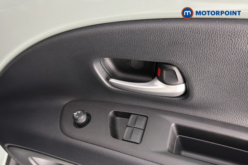 Toyota Aygo X Exclusive Manual Petrol Hatchback - Stock Number (1662051) - 19th supplementary image