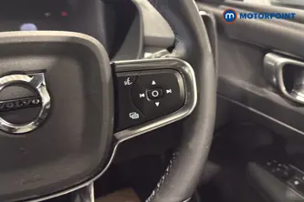 Volvo Xc40 Core Automatic Petrol SUV - Stock Number (1662389) - 3rd supplementary image