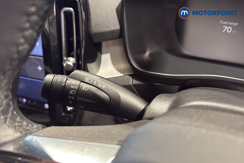 Volvo Xc40 Core Automatic Petrol SUV - Stock Number (1662389) - 5th supplementary image