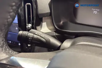 Volvo Xc40 Core Automatic Petrol SUV - Stock Number (1662389) - 5th supplementary image