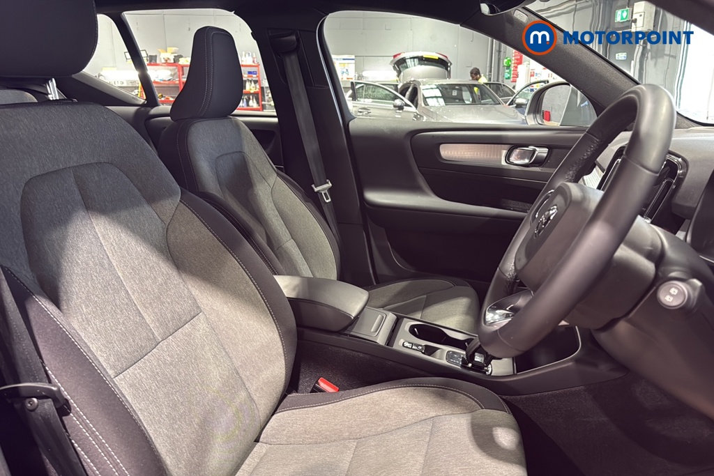 Volvo Xc40 Core Automatic Petrol SUV - Stock Number (1662389) - 22nd supplementary image