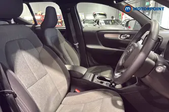 Volvo Xc40 Core Automatic Petrol SUV - Stock Number (1662389) - 22nd supplementary image