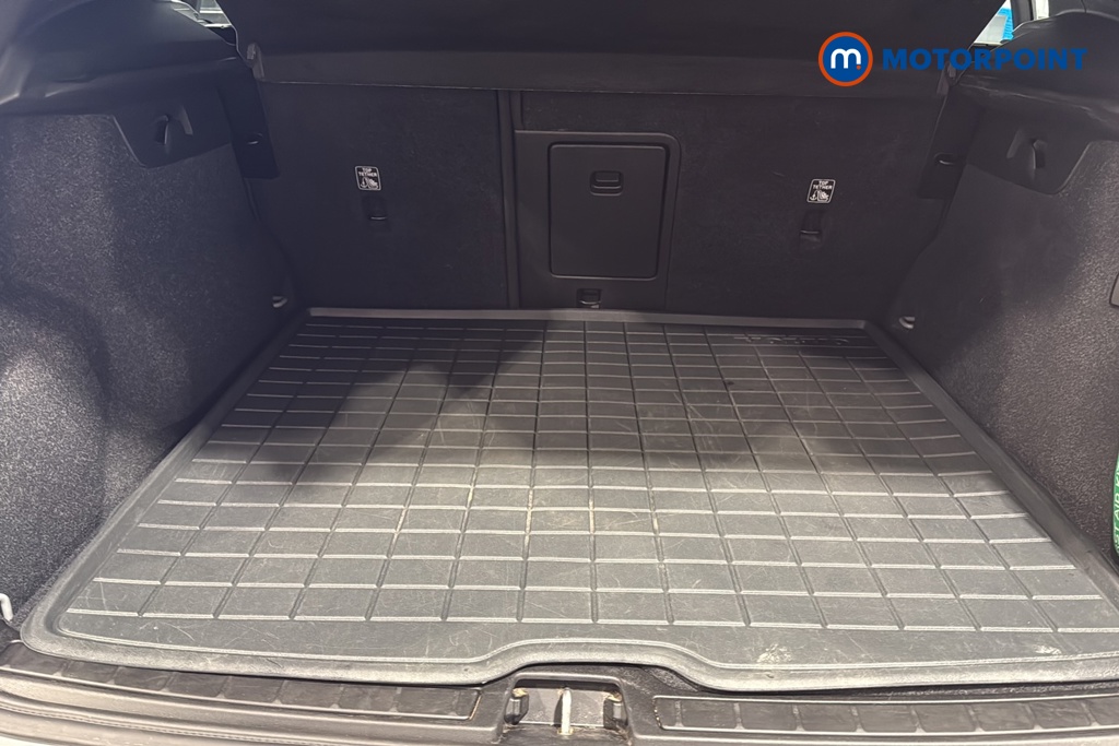 Volvo Xc40 Core Automatic Petrol SUV - Stock Number (1662389) - 30th supplementary image