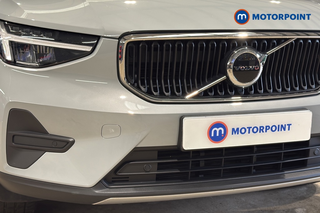 Volvo Xc40 Core Automatic Petrol SUV - Stock Number (1662389) - 43rd supplementary image