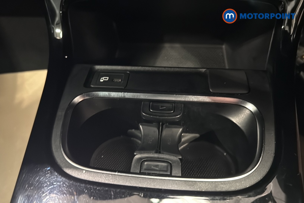 Mercedes-Benz A Class Amg Line Manual Petrol Hatchback - Stock Number (1662455) - 16th supplementary image