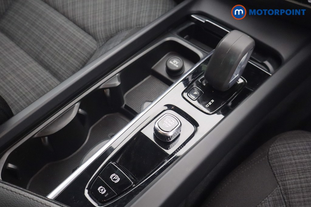 Volvo V60 Momentum Automatic Petrol Estate - Stock Number (1587942) - 4th supplementary image