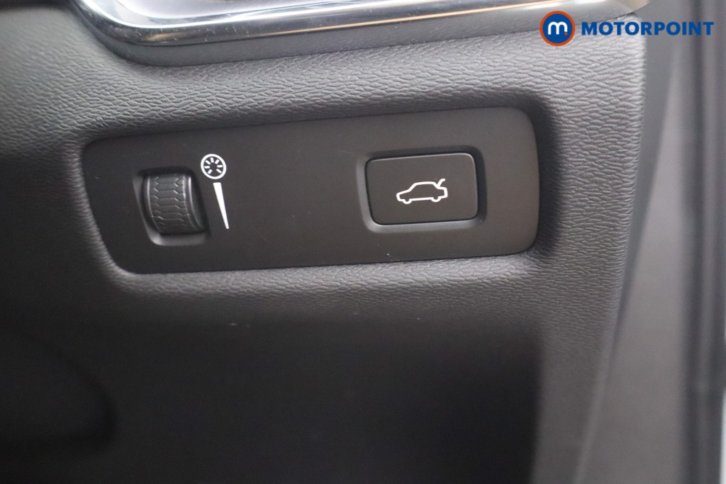 Volvo V60 Momentum Automatic Petrol Estate - Stock Number (1587942) - 8th supplementary image