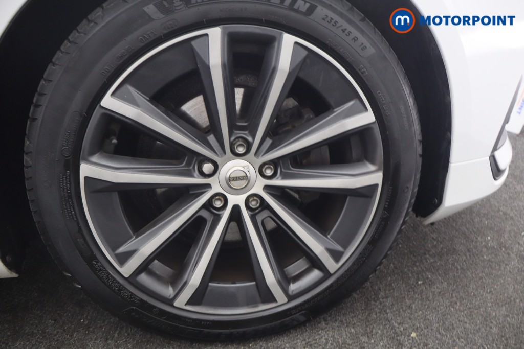 Volvo V60 Momentum Automatic Petrol Estate - Stock Number (1587942) - 15th supplementary image
