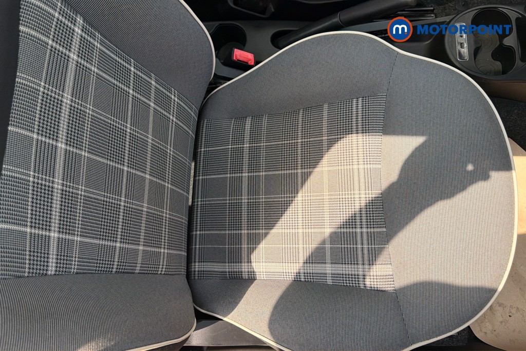 Fiat 500 Lounge Manual Petrol Hatchback - Stock Number (1615291) - 22nd supplementary image