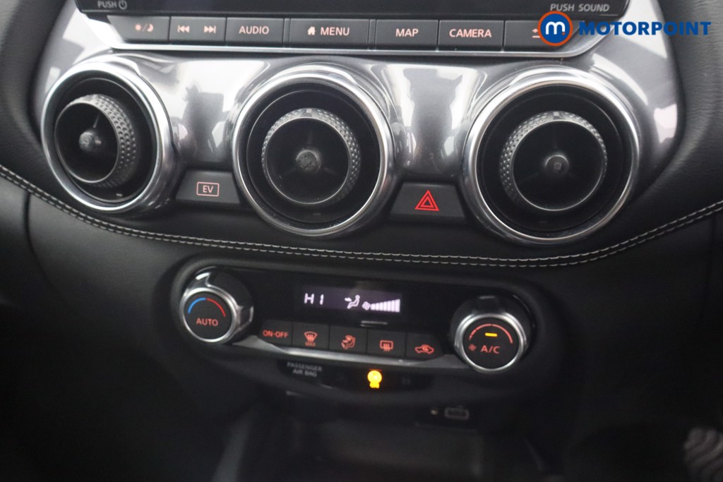 Nissan Juke N-Connecta Automatic Petrol-Electric Hybrid SUV - Stock Number (1621189) - 3rd supplementary image
