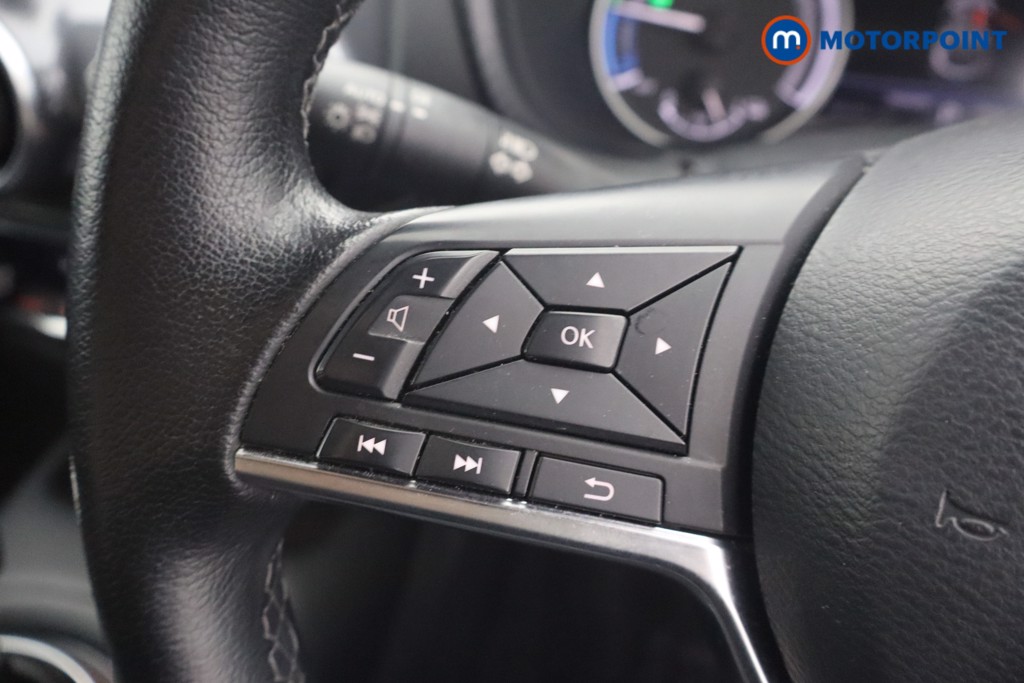 Nissan Juke N-Connecta Automatic Petrol-Electric Hybrid SUV - Stock Number (1621189) - 6th supplementary image