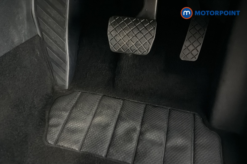 Volkswagen Golf Life Automatic Petrol Hatchback - Stock Number (1626243) - 24th supplementary image