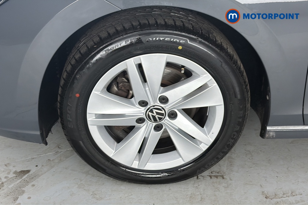 Volkswagen Golf Life Automatic Petrol Hatchback - Stock Number (1626243) - 44th supplementary image