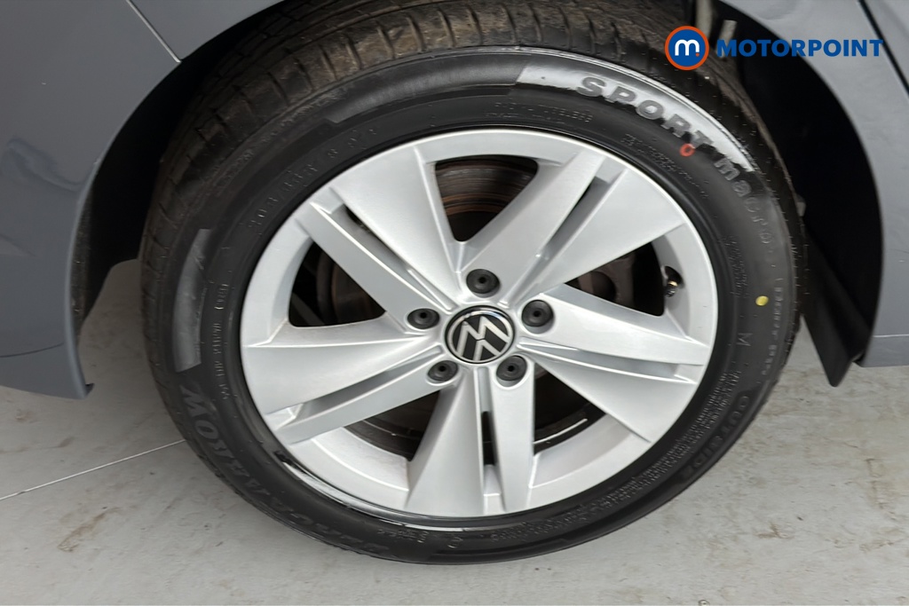 Volkswagen Golf Life Automatic Petrol Hatchback - Stock Number (1626243) - 46th supplementary image