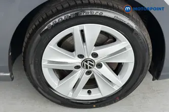 Volkswagen Golf Life Automatic Petrol Hatchback - Stock Number (1626243) - 47th supplementary image