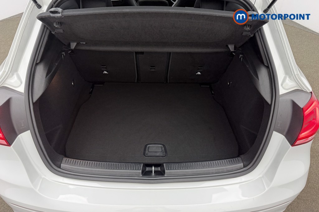 Mercedes-Benz A Class Amg Line Executive Edition Automatic Petrol Hatchback - Stock Number (1629218) - 11th supplementary image