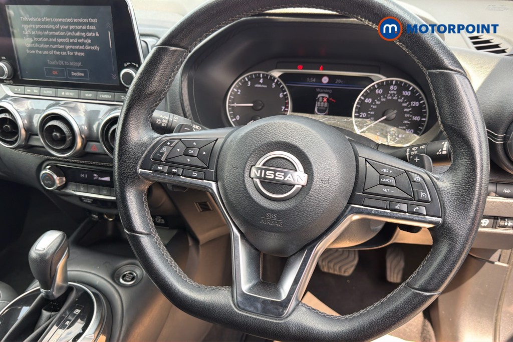 Nissan Juke N-Connecta Automatic Petrol SUV - Stock Number (1632895) - 2nd supplementary image