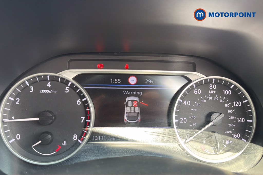Nissan Juke N-Connecta Automatic Petrol SUV - Stock Number (1632895) - 8th supplementary image