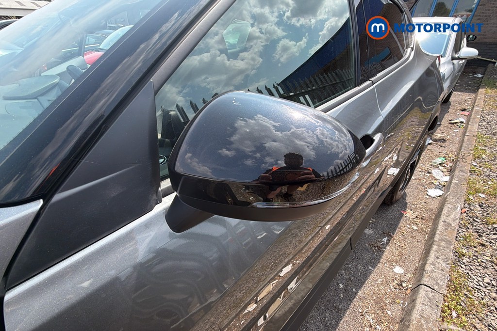 Nissan Juke N-Connecta Automatic Petrol SUV - Stock Number (1632895) - 43rd supplementary image