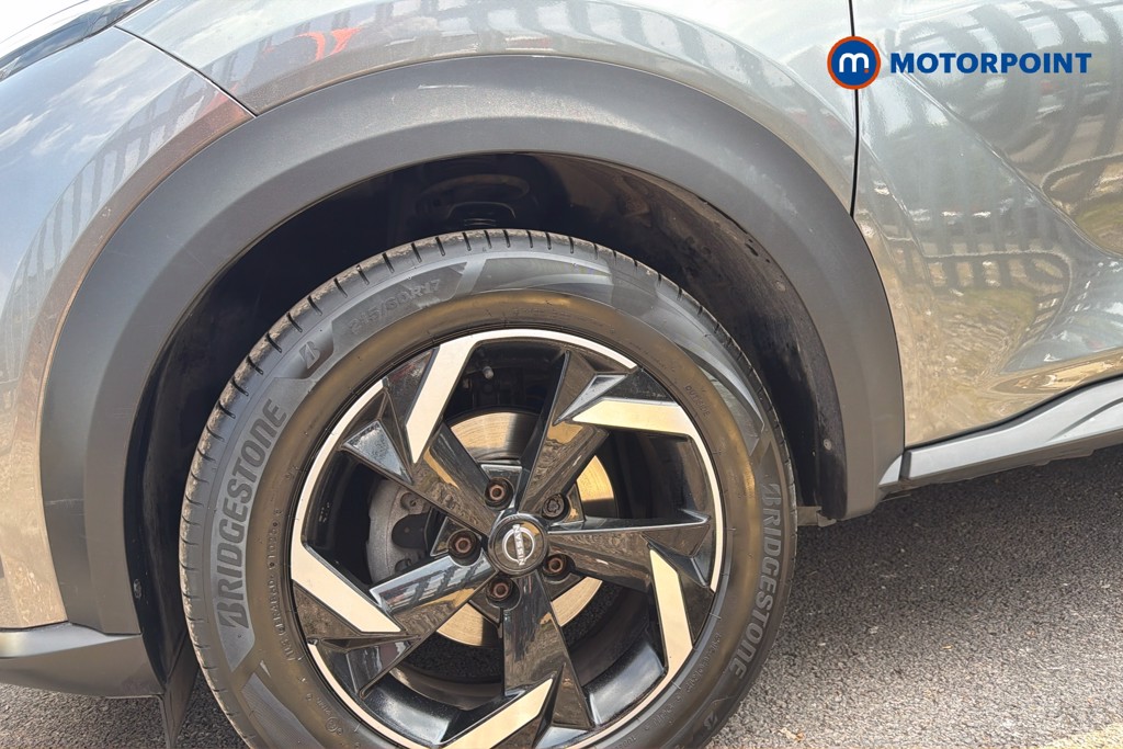 Nissan Juke N-Connecta Automatic Petrol SUV - Stock Number (1632895) - 47th supplementary image