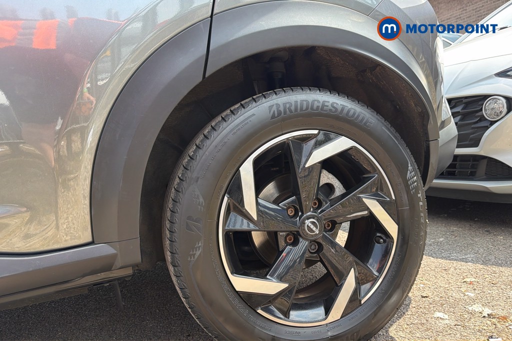 Nissan Juke N-Connecta Automatic Petrol SUV - Stock Number (1632895) - 48th supplementary image