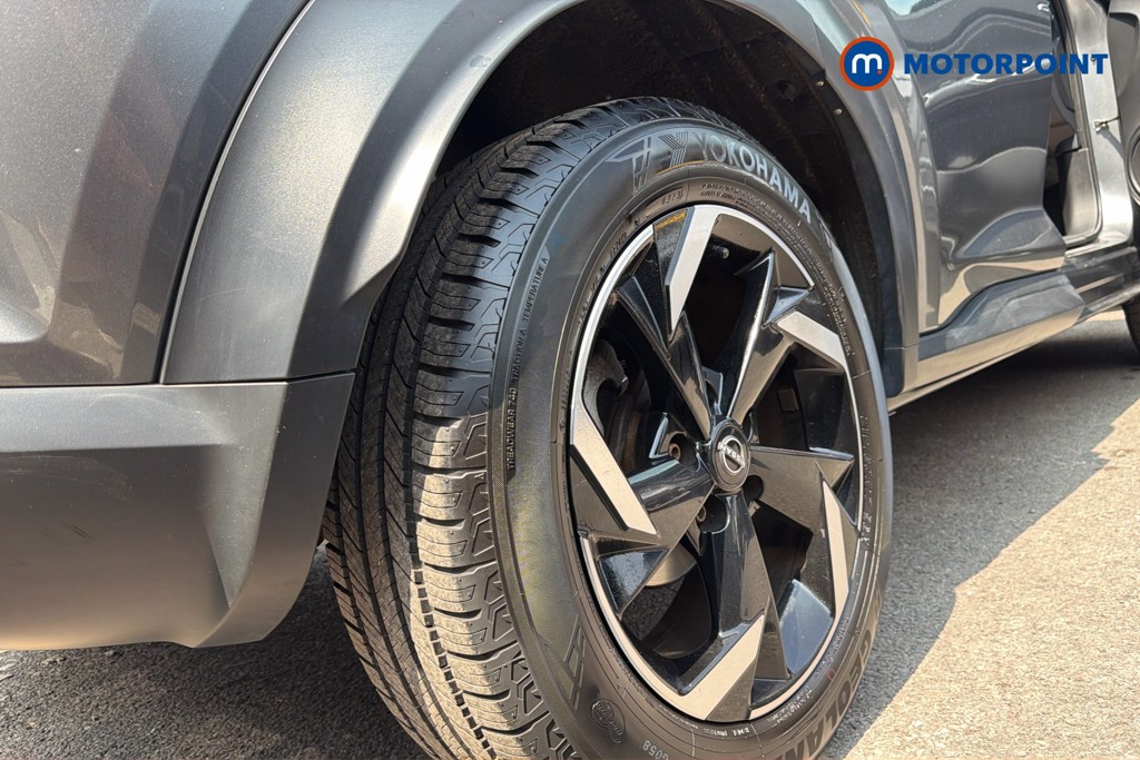 Nissan Juke N-Connecta Automatic Petrol SUV - Stock Number (1632895) - 49th supplementary image