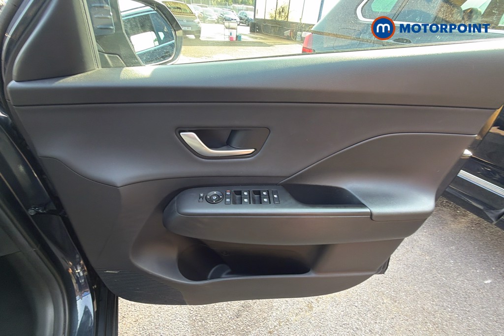Hyundai Kona Ultimate Automatic Petrol-Electric Hybrid SUV - Stock Number (1633975) - 19th supplementary image
