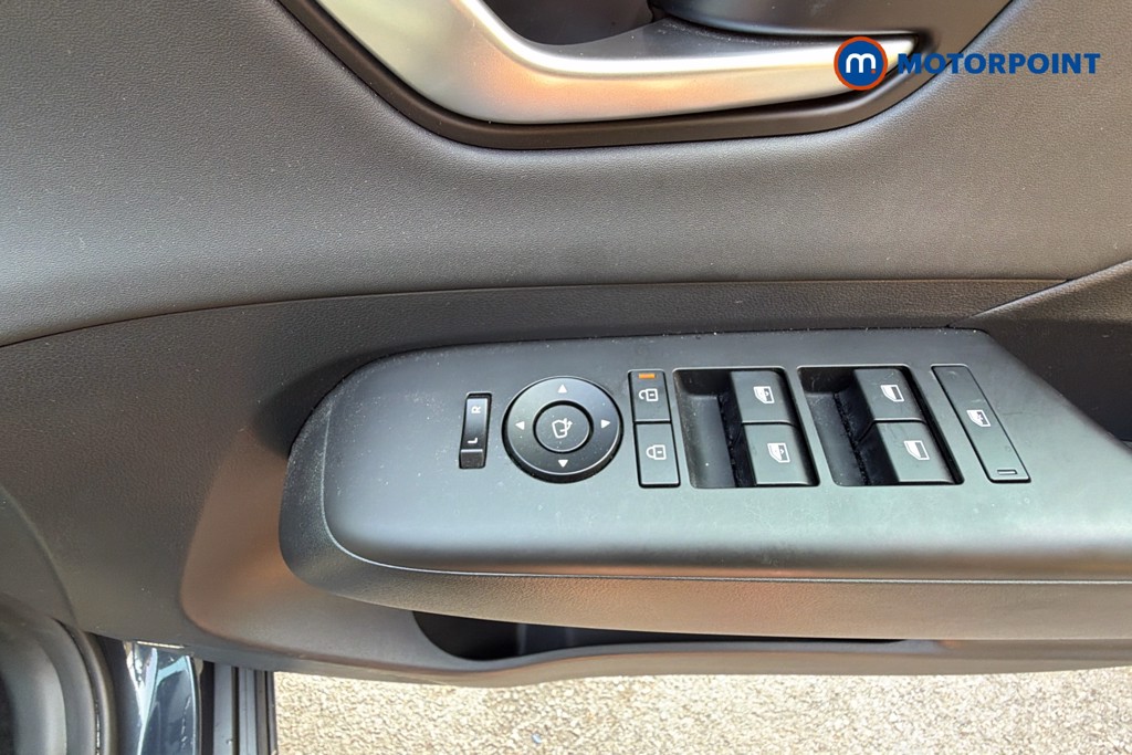 Hyundai Kona Ultimate Automatic Petrol-Electric Hybrid SUV - Stock Number (1633975) - 20th supplementary image