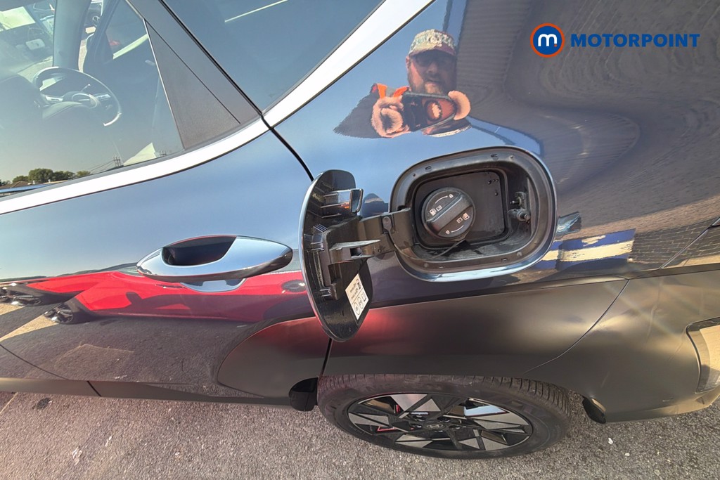 Hyundai Kona Ultimate Automatic Petrol-Electric Hybrid SUV - Stock Number (1633975) - 41st supplementary image