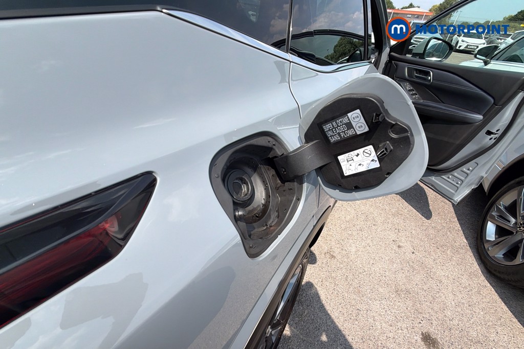 Nissan Qashqai Tekna Automatic Petrol-Electric Hybrid SUV - Stock Number (1634402) - 41st supplementary image