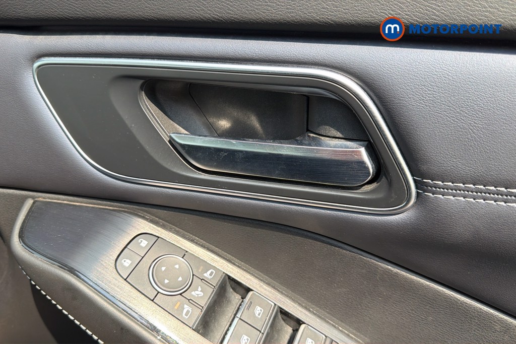 Nissan Qashqai Tekna Automatic Petrol-Electric Hybrid SUV - Stock Number (1634402) - 42nd supplementary image