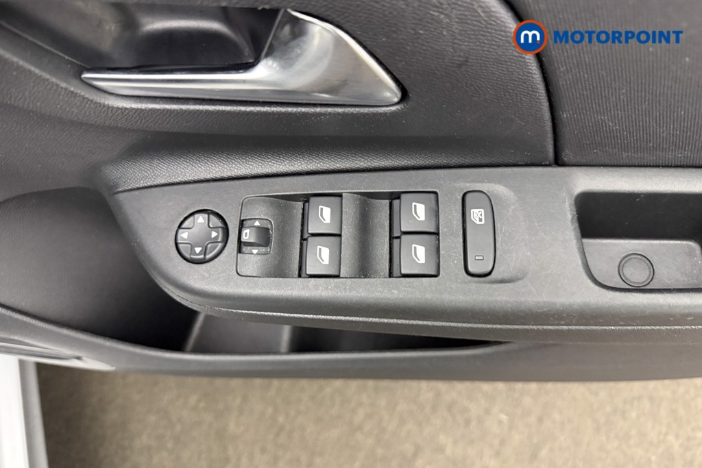 Vauxhall Corsa Design Manual Petrol Hatchback - Stock Number (1644354) - 17th supplementary image