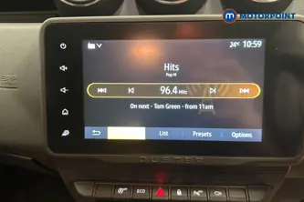 Dacia Duster Prestige Manual Petrol SUV - Stock Number (1646952) - 8th supplementary image