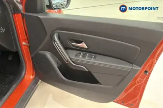 Dacia Duster Prestige Manual Petrol SUV - Stock Number (1646952) - 18th supplementary image