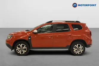 Dacia Duster Prestige Manual Petrol SUV - Stock Number (1646952) - Drivers side