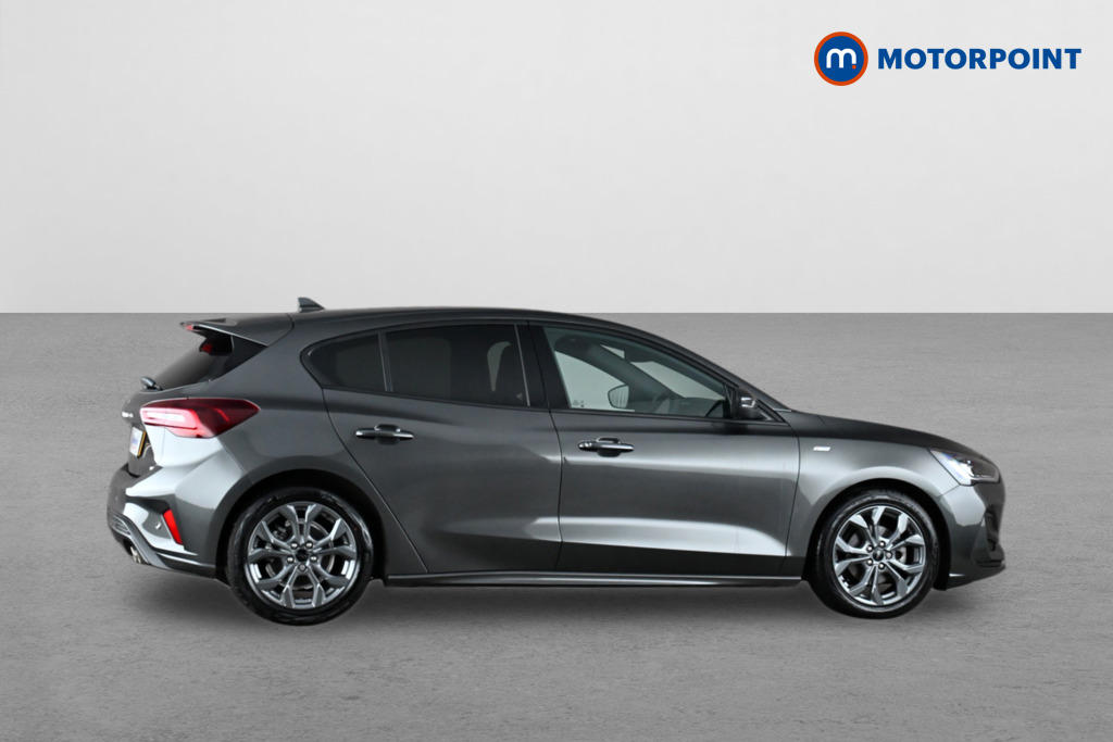 Ford Focus St-Line Manual Petrol Hatchback - Stock Number (1648525) - Drivers side