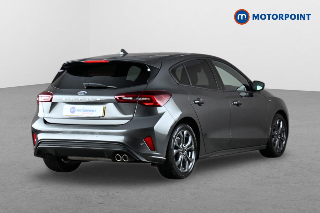 Ford Focus St-Line Manual Petrol Hatchback - Stock Number (1648525) - Drivers side rear corner