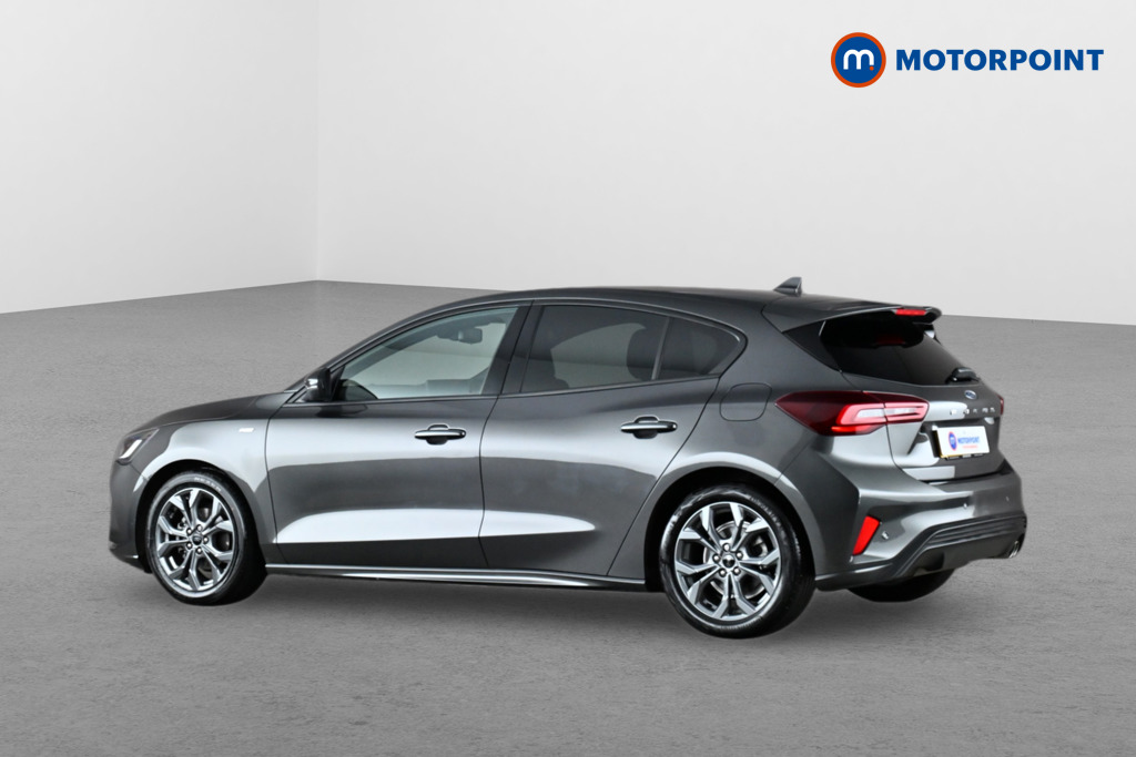 Ford Focus St-Line Manual Petrol Hatchback - Stock Number (1648525) - Passenger side rear corner