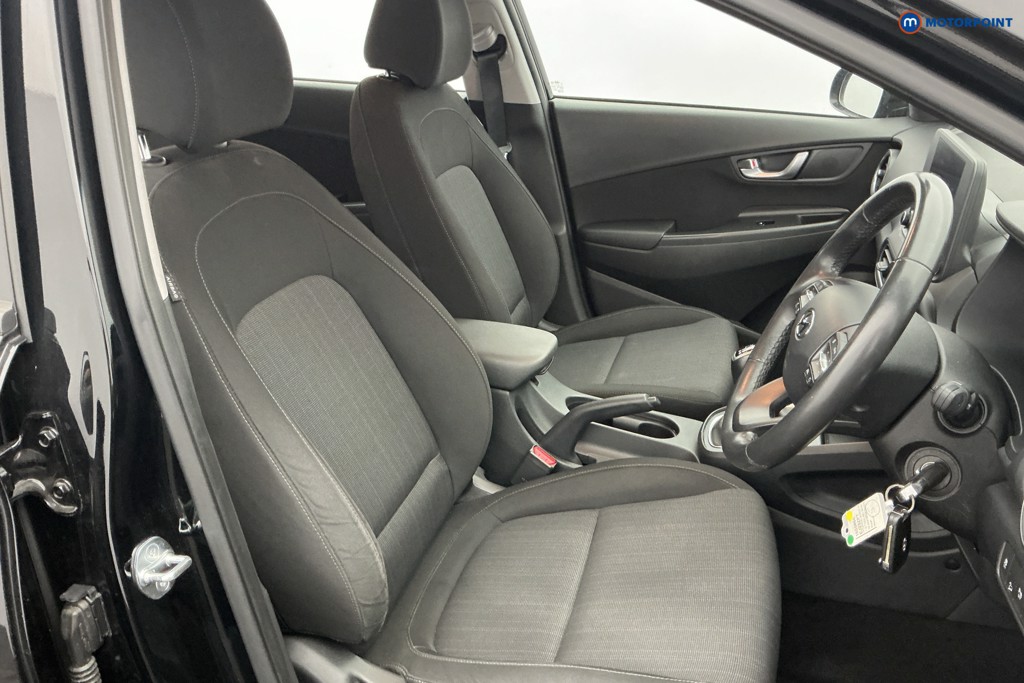 Hyundai Kona Se Connect Manual Petrol SUV - Stock Number (1650856) - 5th supplementary image