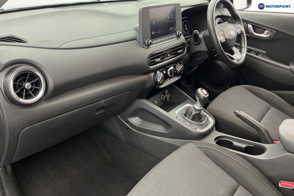 Hyundai Kona Se Connect Manual Petrol SUV - Stock Number (1650856) - 7th supplementary image