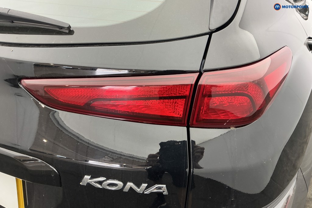 Hyundai Kona Se Connect Manual Petrol SUV - Stock Number (1650856) - 19th supplementary image