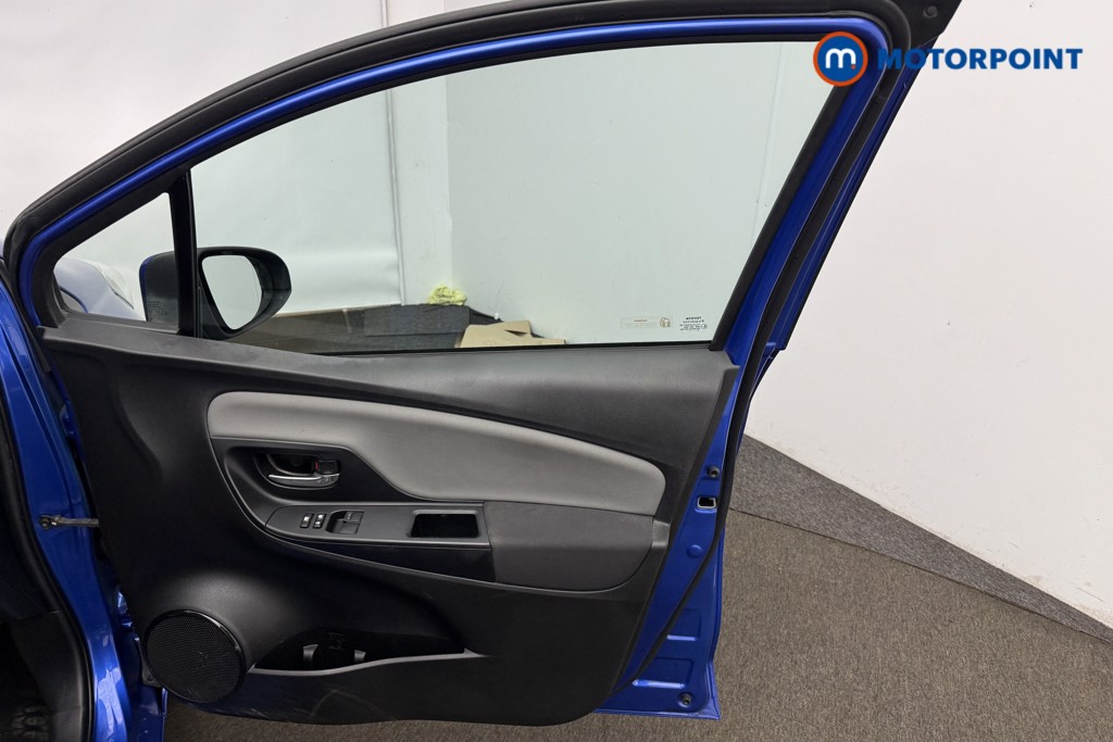 Toyota Yaris Icon Tech Automatic Petrol-Electric Hybrid Hatchback - Stock Number (1650961) - 16th supplementary image