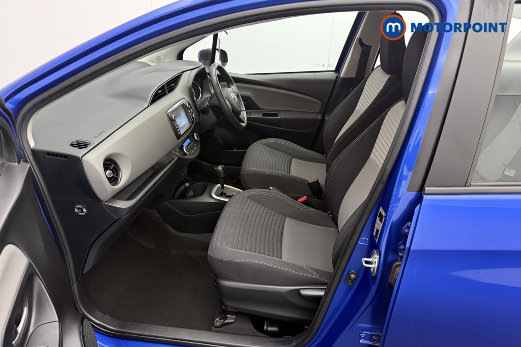 Toyota Yaris Icon Tech Automatic Petrol-Electric Hybrid Hatchback - Stock Number (1650961) - 1st supplementary image