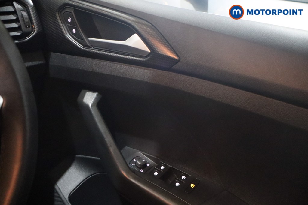 Volkswagen T-Cross SE Manual Petrol SUV - Stock Number (1651374) - 8th supplementary image