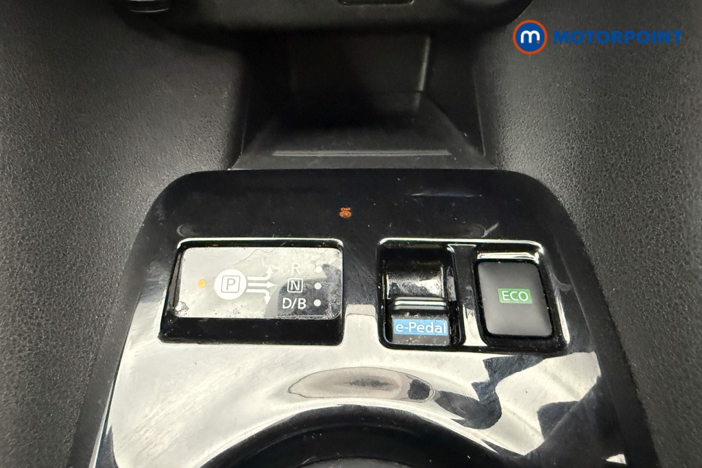 Nissan Leaf Tekna Automatic Electric Hatchback - Stock Number (1651953) - 15th supplementary image
